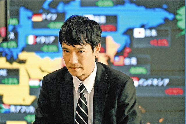「半沢直樹」の一場面。堺雅人演じる半沢
