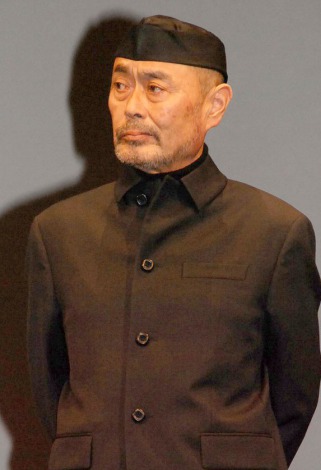 伊武雅刀　かっこいい　画像